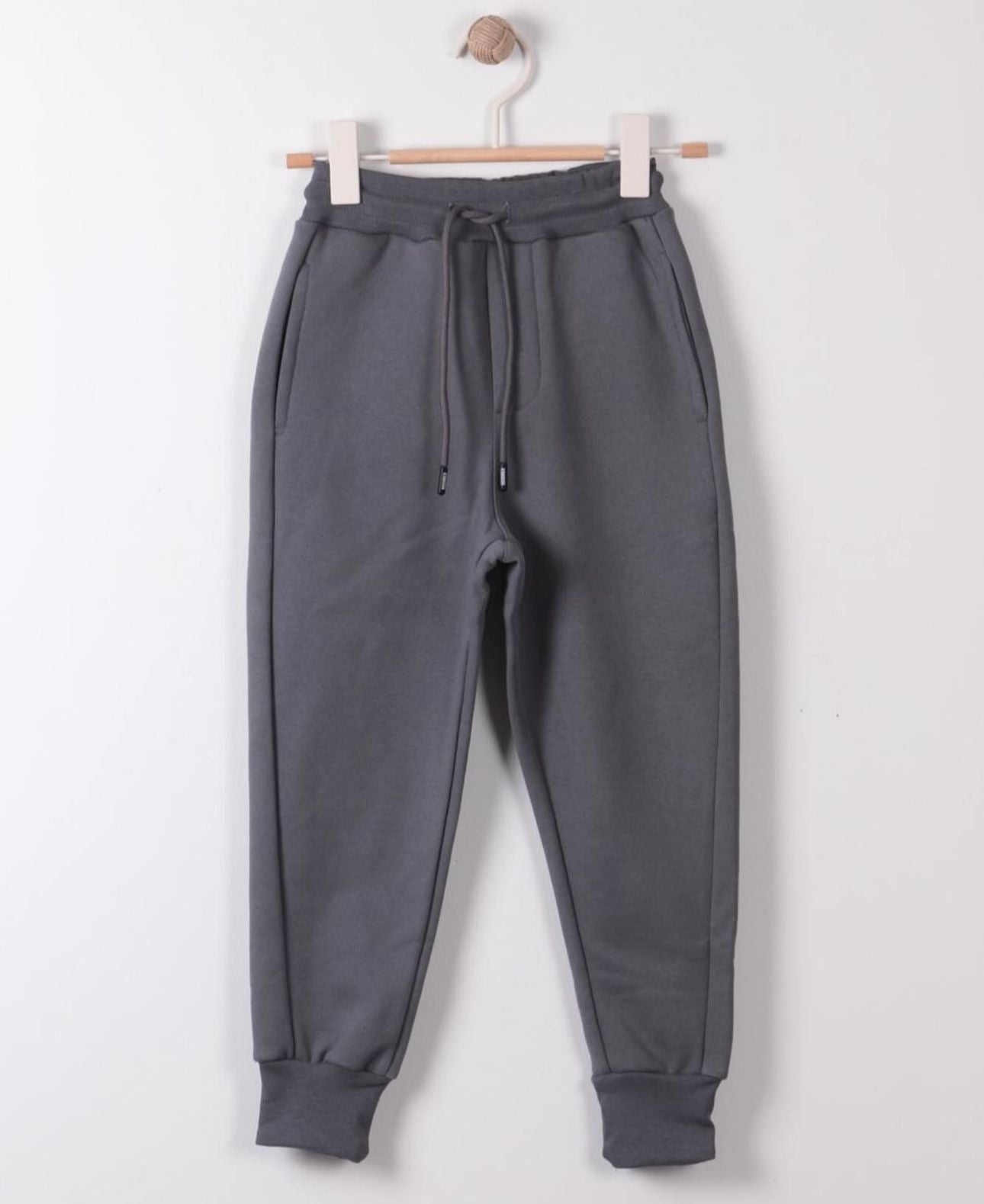 JOGGING PANTS
