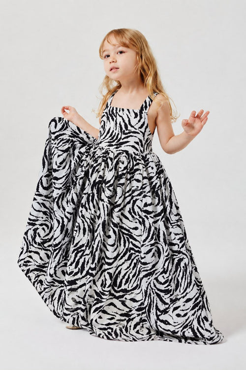BLACK AND WHITE DRESS