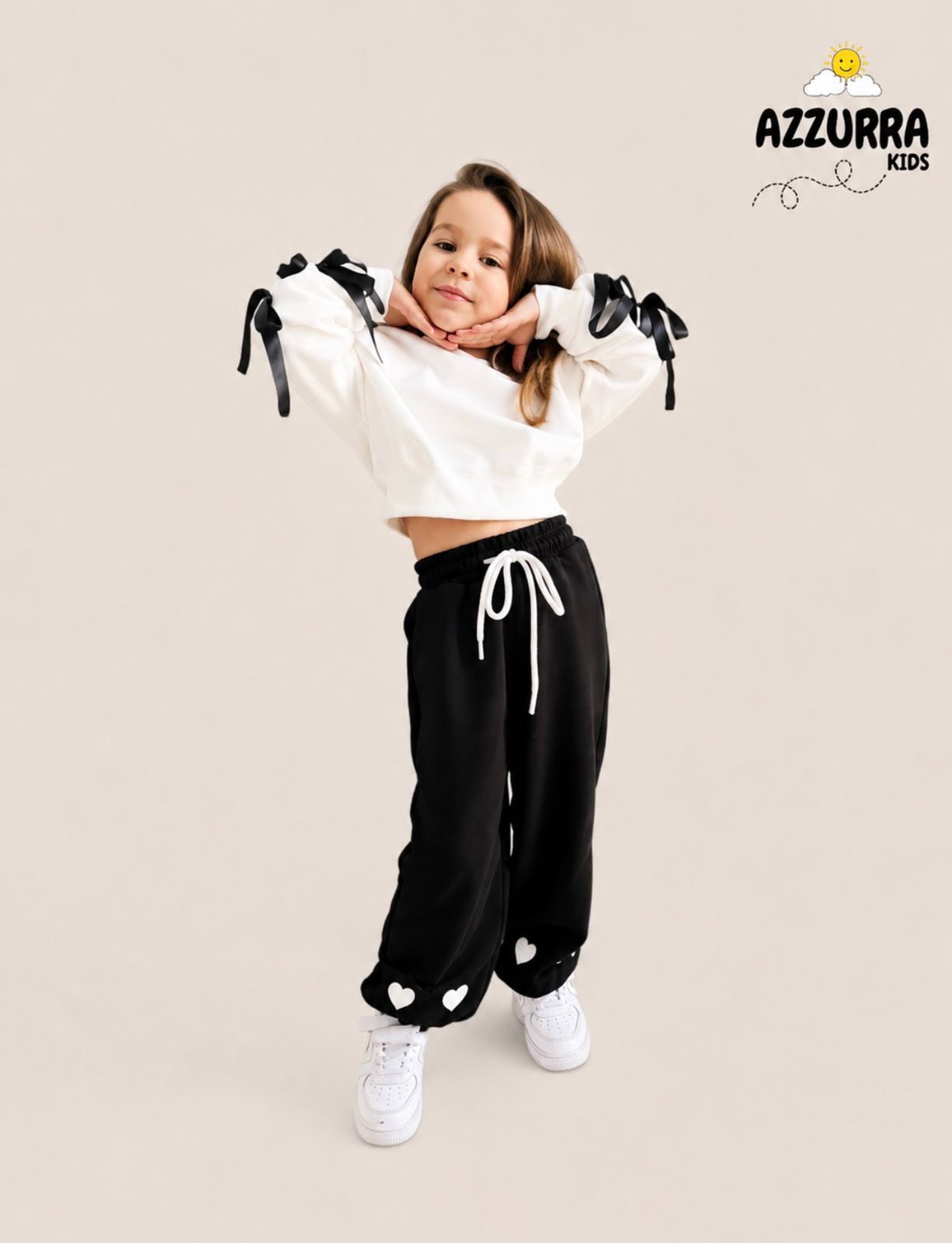 BLACK AND WHITE HEART SET