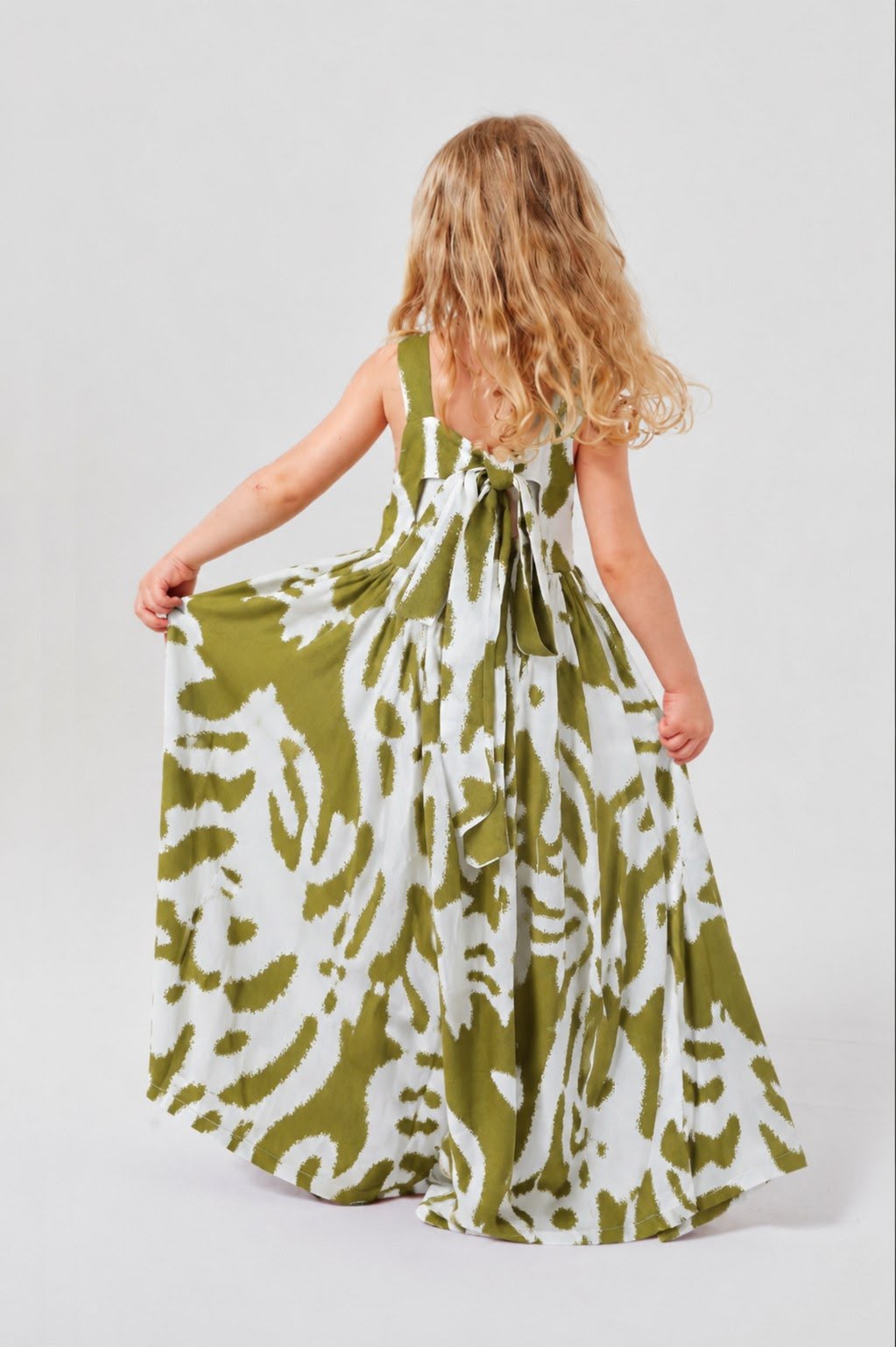 WHITE AND GREEN DRESS