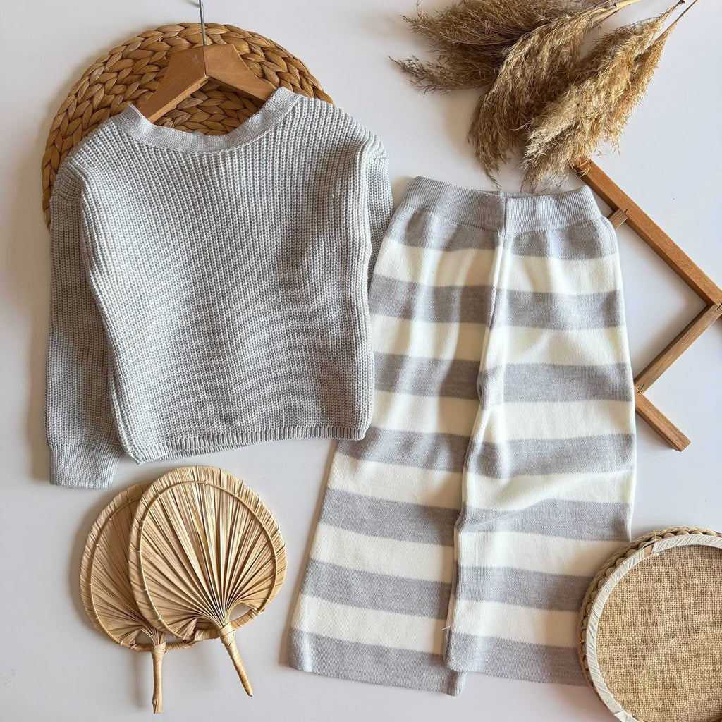 WHITE AND GREY WOOL SET
